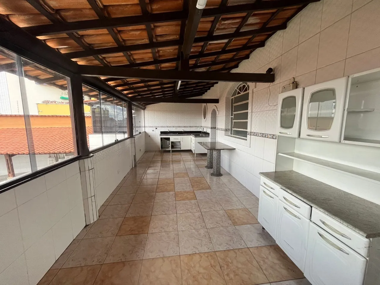 Casa contagem 4 quartos alugo