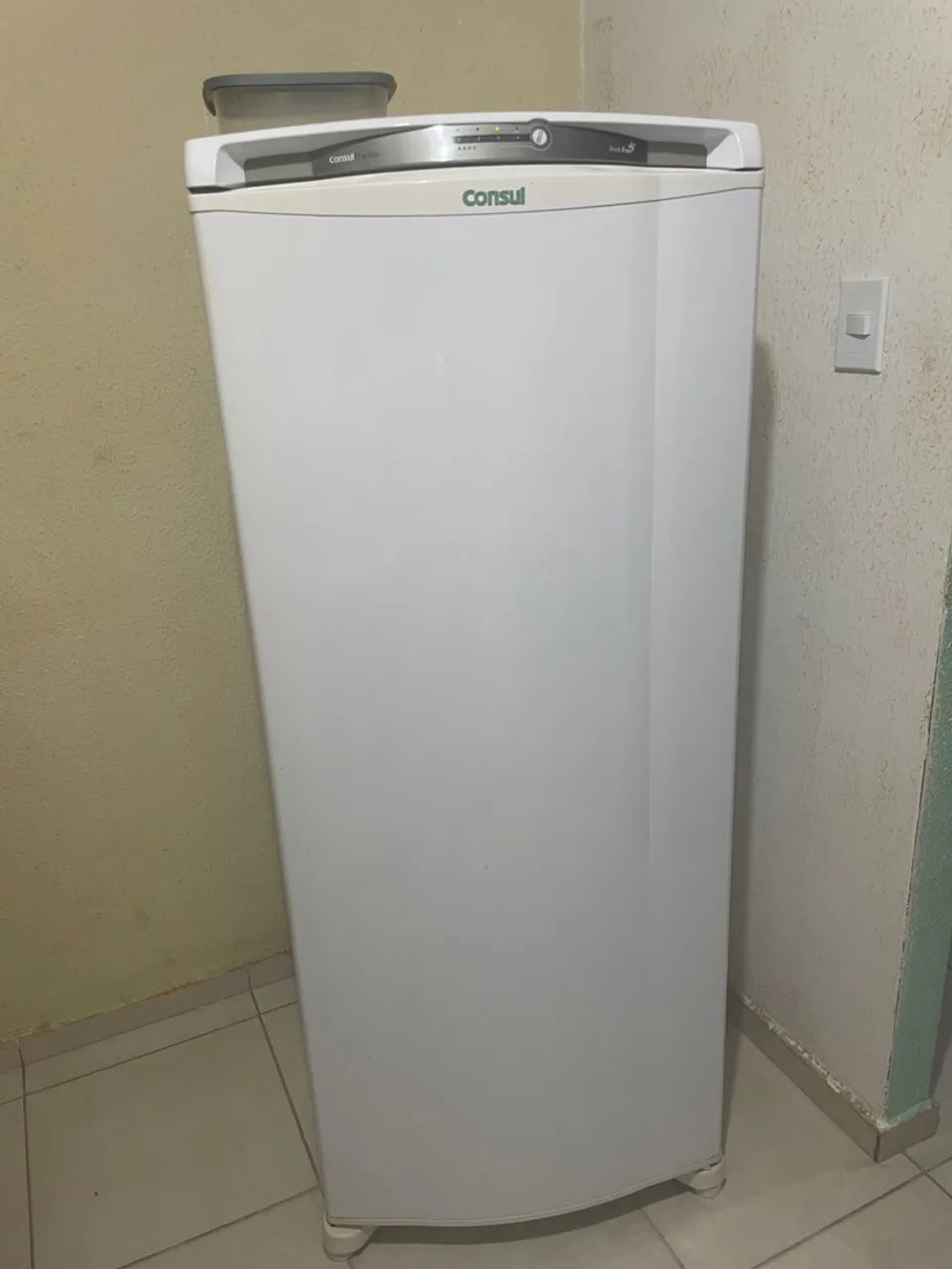 Geladeira Consul Frost Free Super Capacidade - Geladeiras e Freezers ...