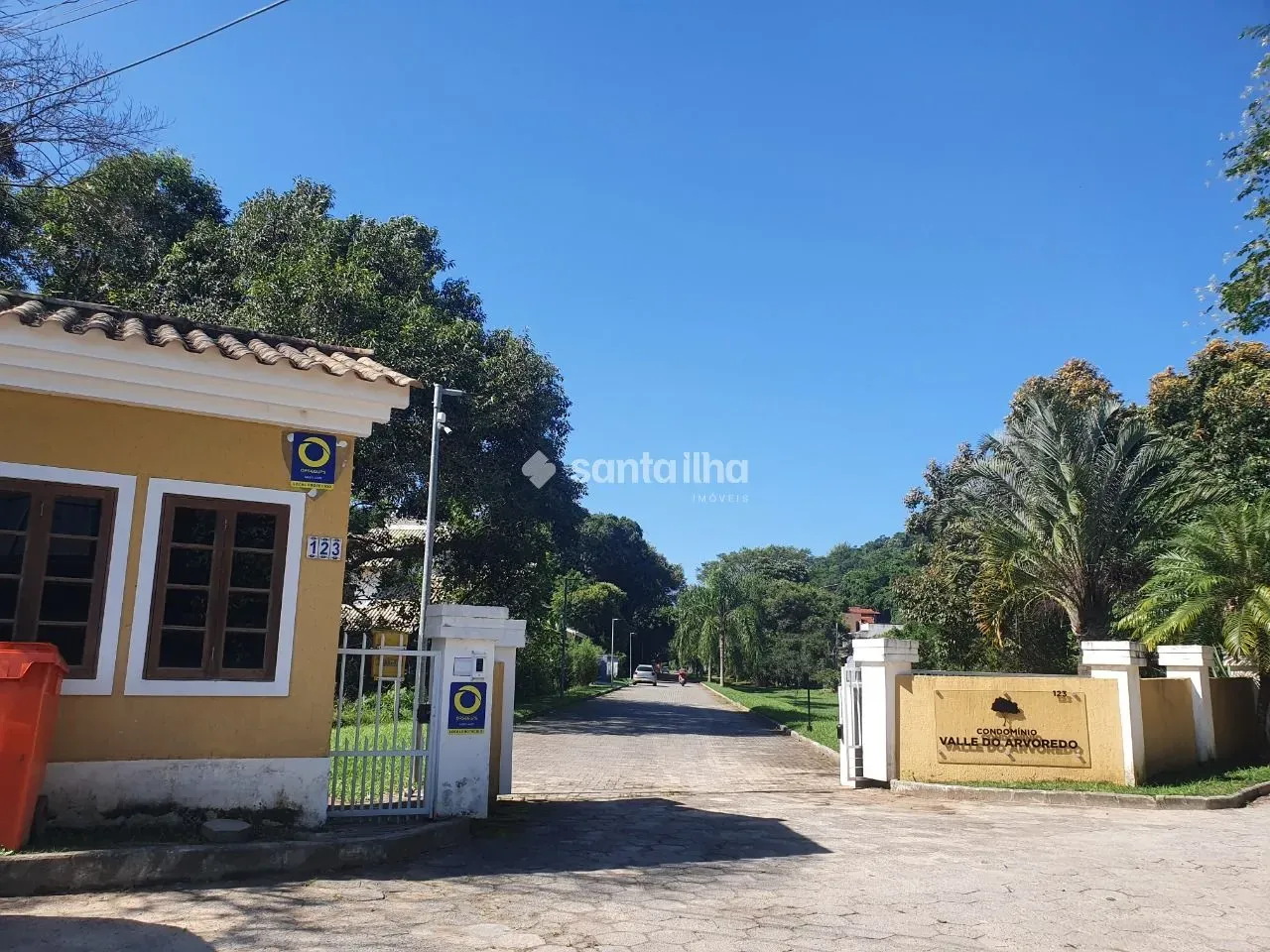 Terreno em condomínio fechado à venda, 390m² - Rio Tavares - Florianópolis/SC