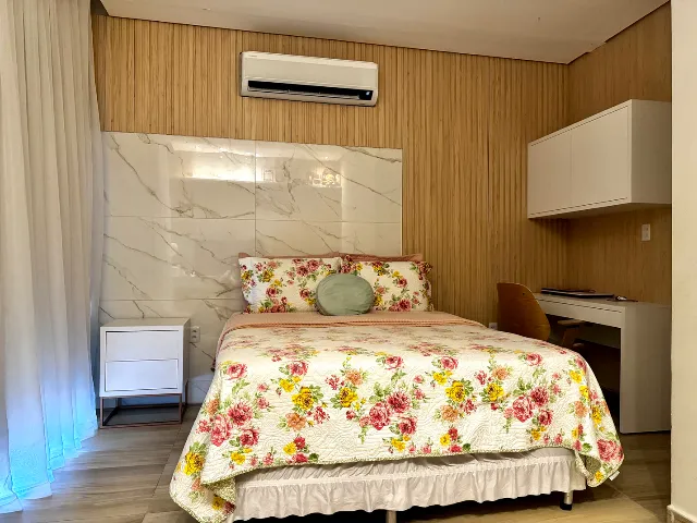 Aluguel de quarto por temporada, 1 quarto com suíte( disponível apenas para mulheres)