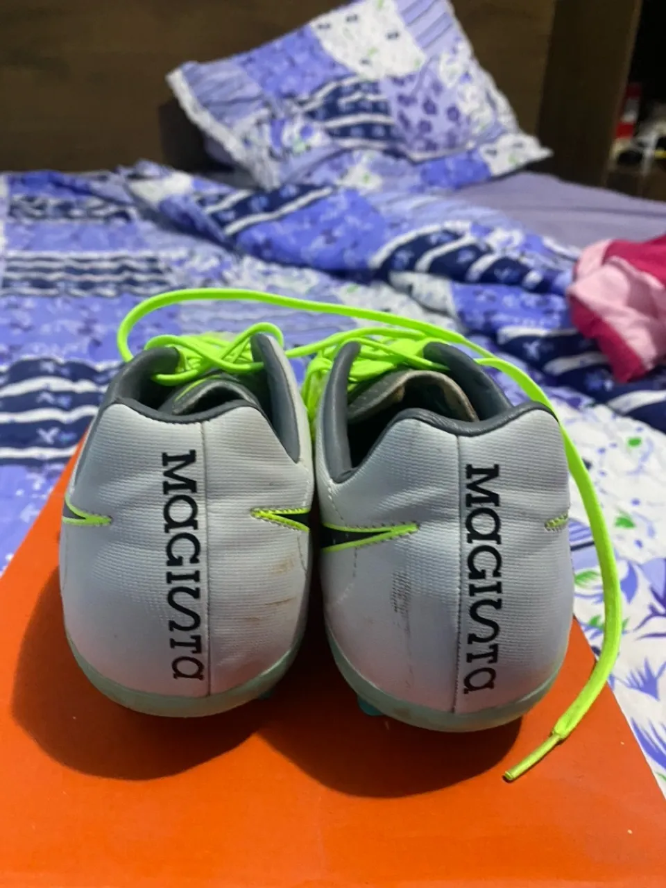 Chuteira Nike Magista