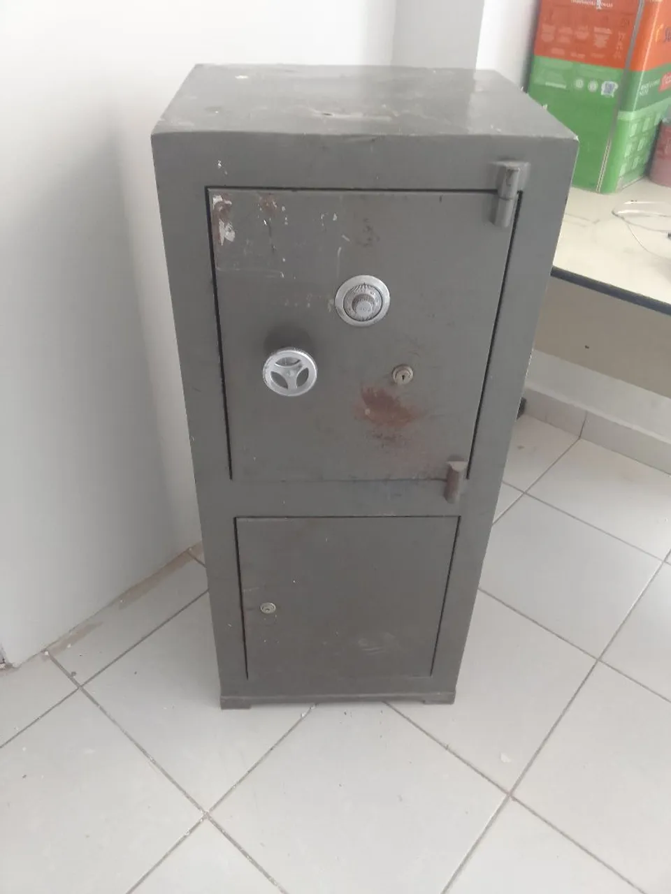 Cofre de aço para escritório