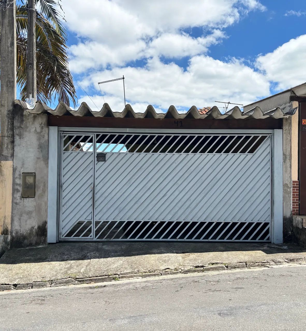 Vendo Casa: R$300 mil 