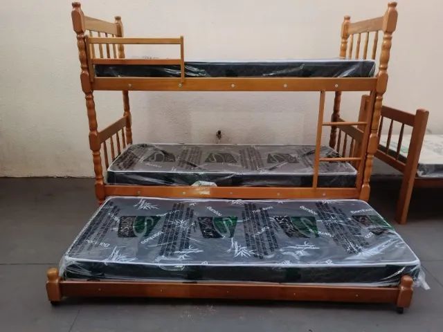 Camas Triliche de Madeira Maciça Torneada Nova, Entrego  - Foto 4