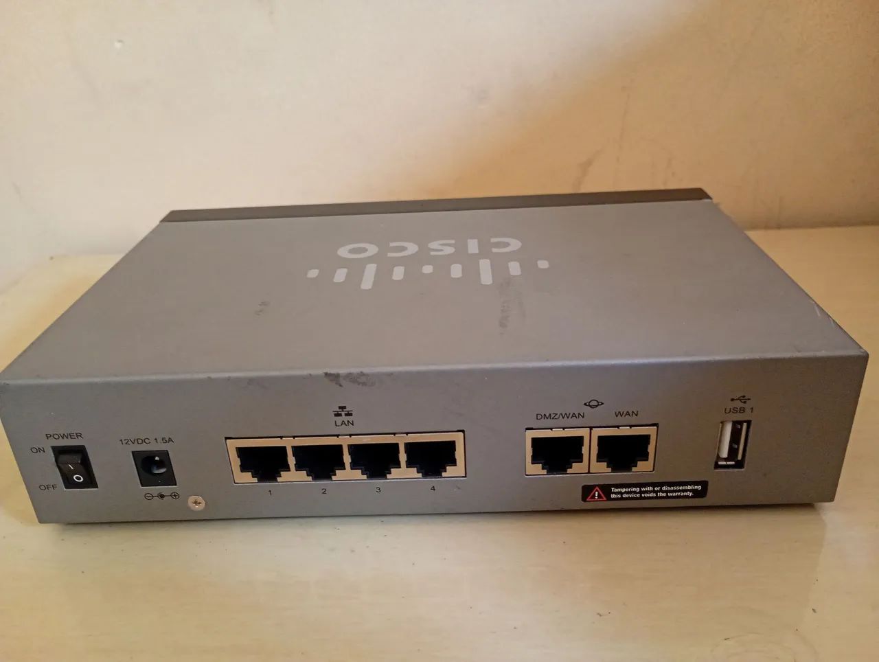 roteador VPN Dual Gigabit WAN Cisco RV320.  - Foto 2