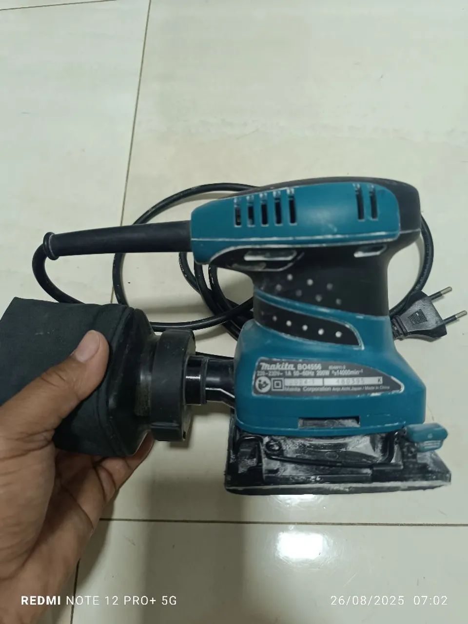 Lixadeira orbital BO4556  220v - Foto 2