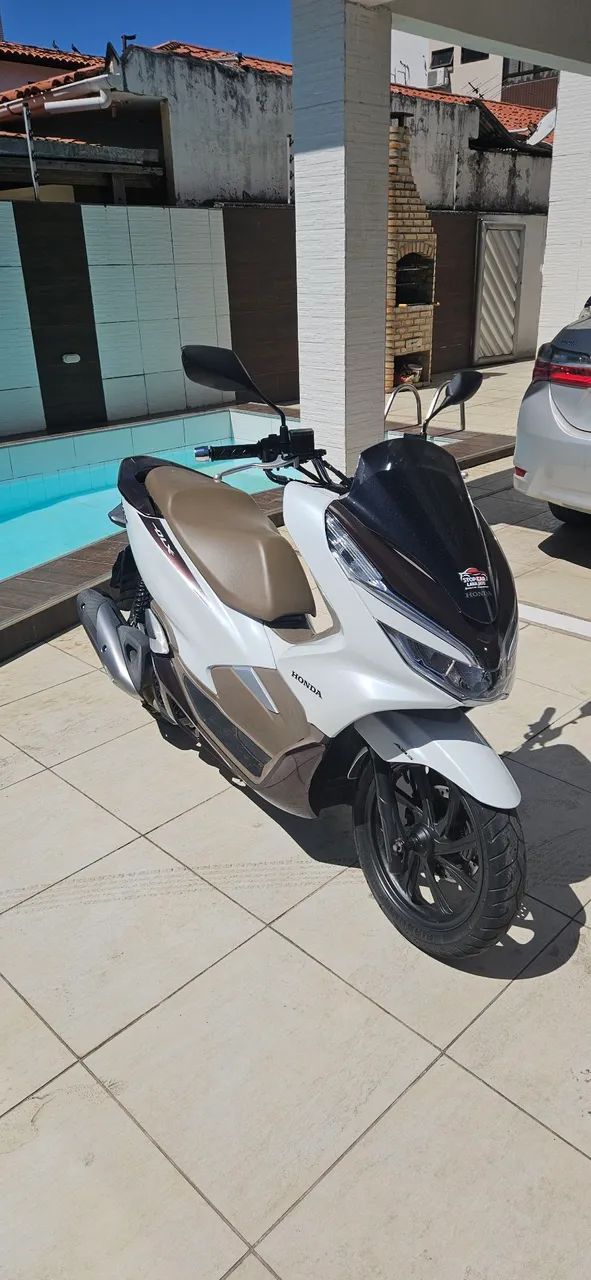 Pcx Dlx Pcx 150cc 2021 Honda PCX160 Scooter Honda Motorcycles NZ