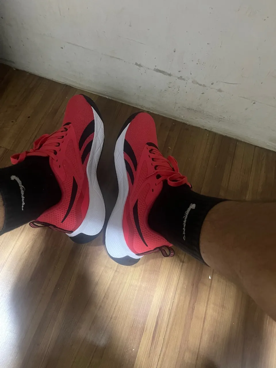 Tênis Reebok Vermelho - Novo
