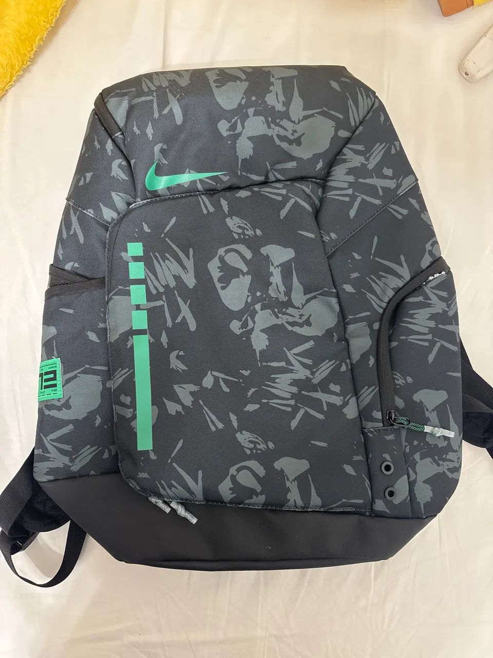 Nike Elite Bag