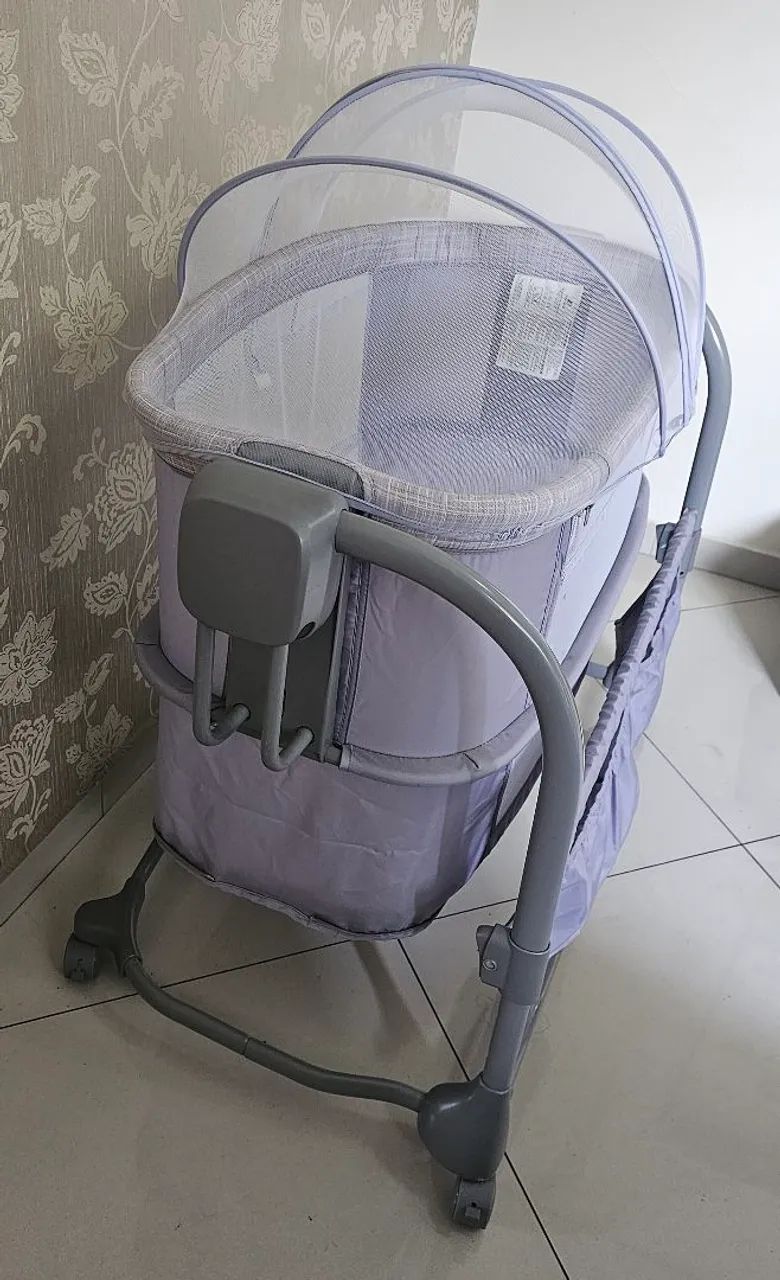Berço balanço automático com Bluetooth Mastela 3x1 na cor cinza. - Foto 5
