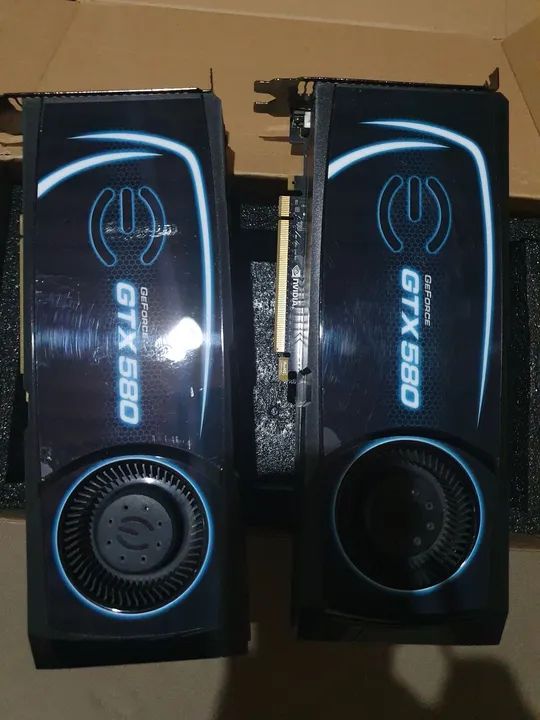 2 Placas de vídeo geforce GTX 580 3GB/384bits Evga - NVIDIA<br>