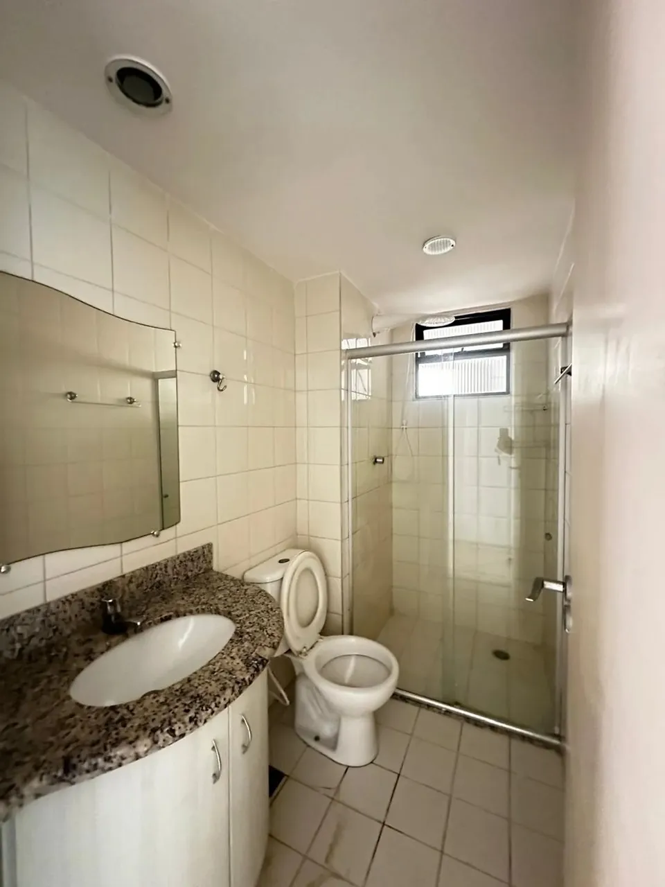 Apartamento Padrãocom 100m²,3 quartos,1 suites,3 banheiros,1 vagas, Grageru, Grageru - SE