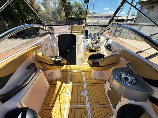 Lancha Focker 215 - Ano 2007 - Evinrude E-TEC 150Hp - Foto 8