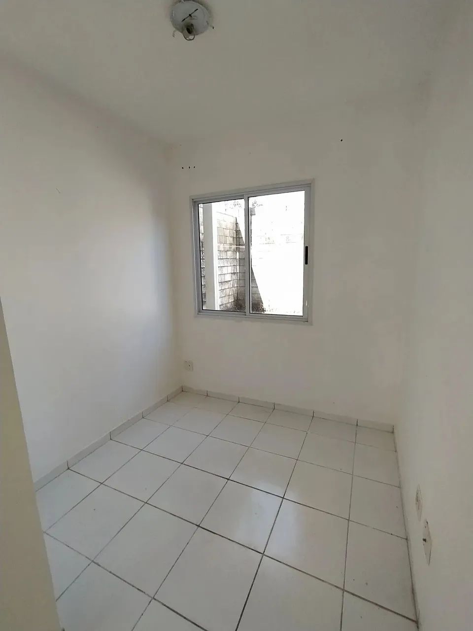 Sobrado para aluguel possui 80 metros quadrados com 3 quartos em Residencial Flórida - Goi - Foto 5