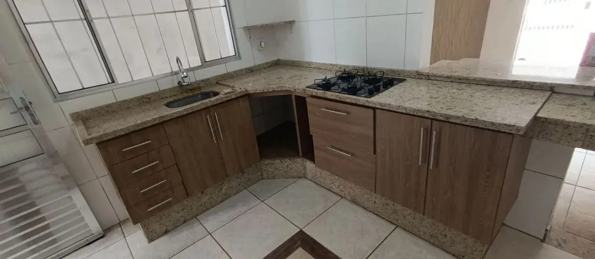 LM - VENDO CASA GRACILIANO RAMOS