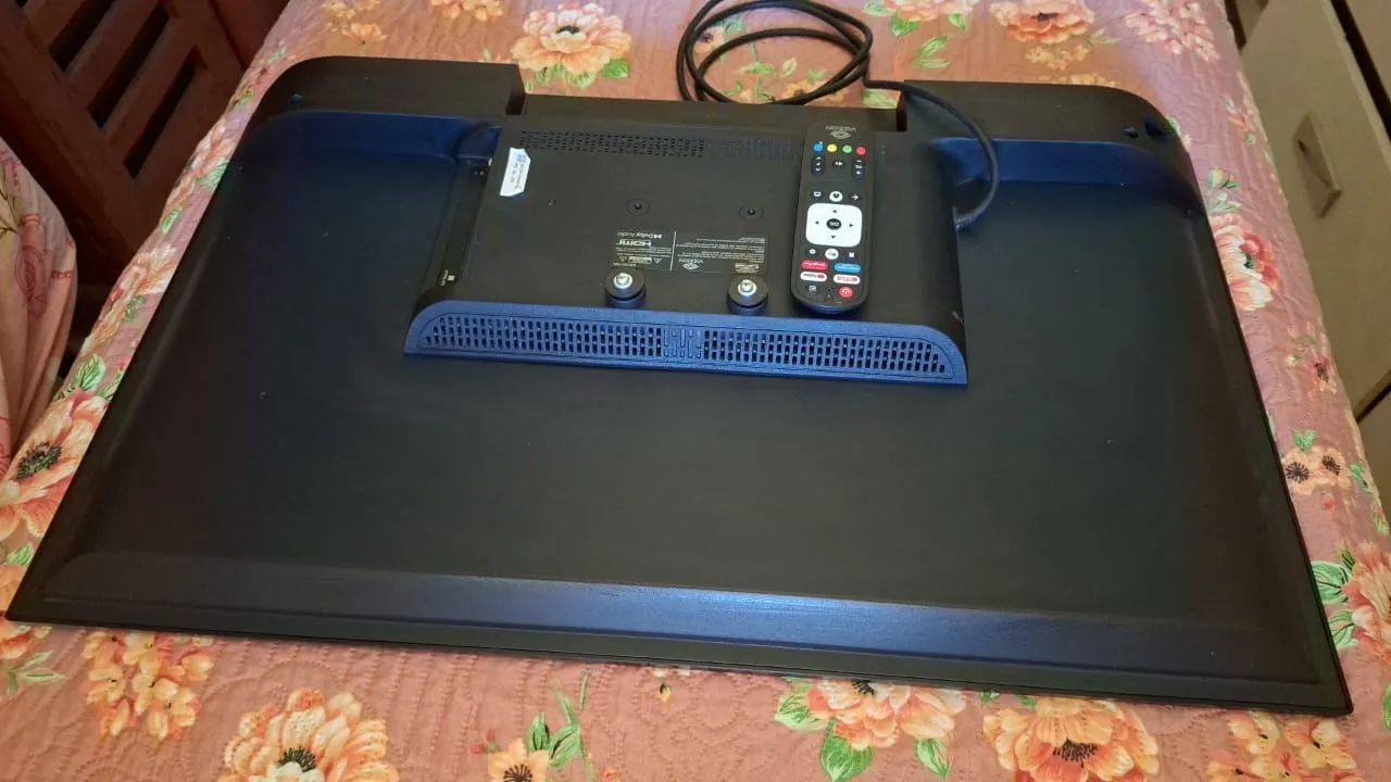 Smart TV Android Vizzion 32" com controle - Foto 4