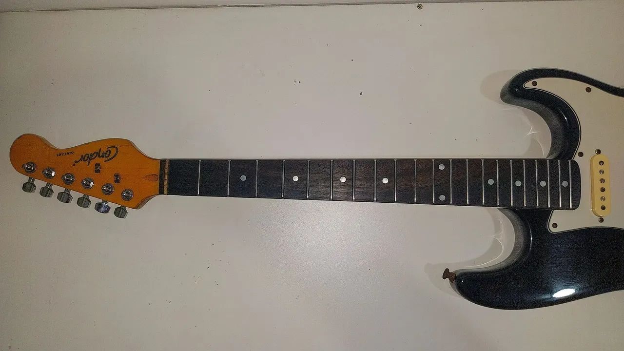 Guitarra Stratocaster Condor Rx20s (com capa) - Foto 2