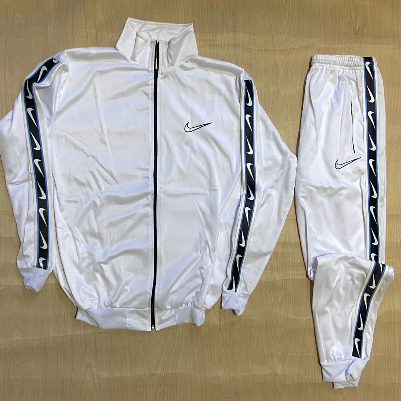Conjunto Nike Masculino Cinza com Detalhes - Foto 3