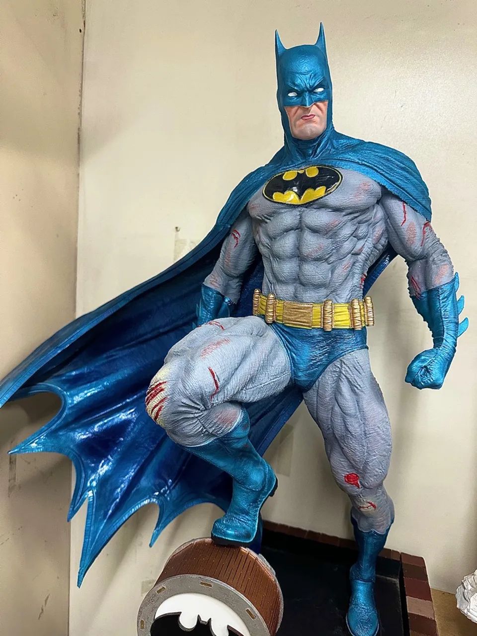 Batman escala 1/3 - Action figure - Ñ Iron Studio - Estátua