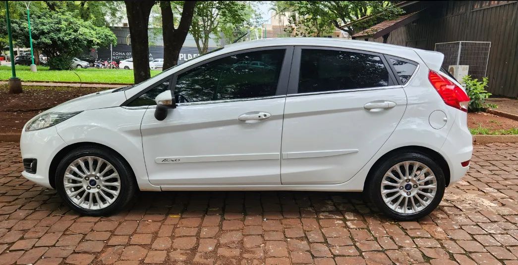Ford Fiesta Titanium 1.6