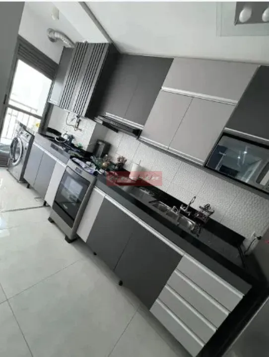 APARTAMENTO EM SANTO AMARO COM 2 DORMITÓRIOS, 1 SUÍTE E A VAGA DE GARAGEM
