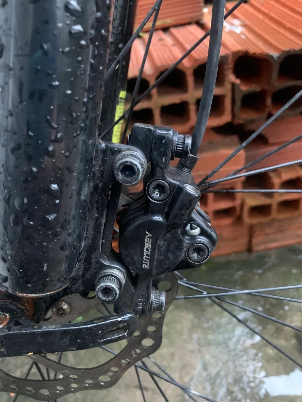 Baike da Absolut de alumínio aro 29 , freio hidráulico - Foto 2