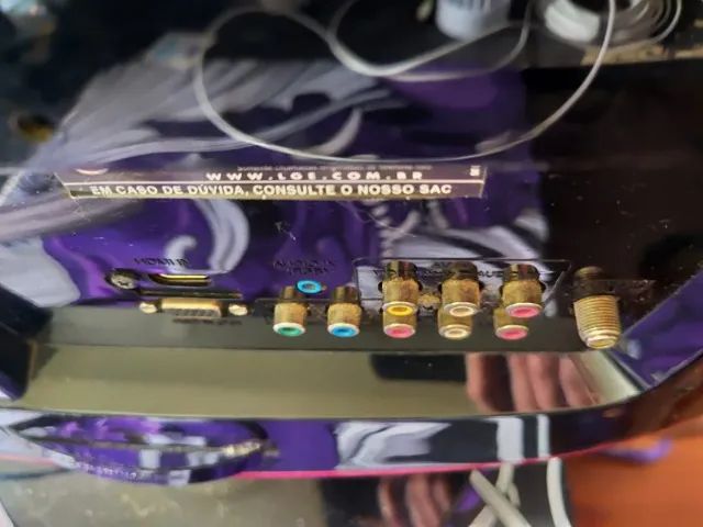 Monitor E Tv Lg 22 Tela Hd Lcd Com Som E Controle Remoto Vermelho - Foto 2