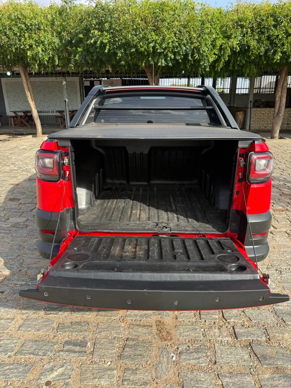 Fiat Strada Volcano 1.3 Flex 8V CD Aut. 2024 - Foto 2