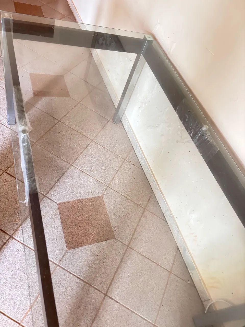 Mesa de Vidro Cromada - Grátis 4 cadeiras64352681935745122