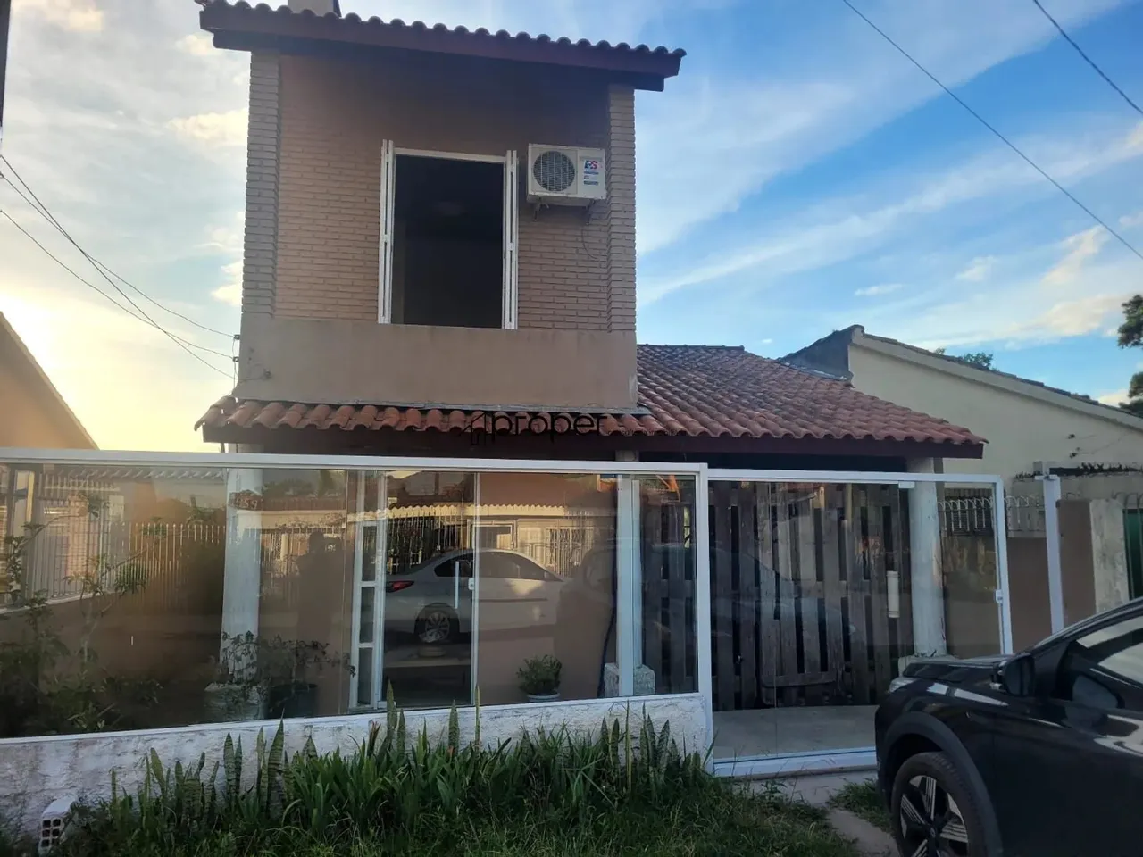 Ótima casa no Laranjal com excelente posição solar - Pelotas/RS