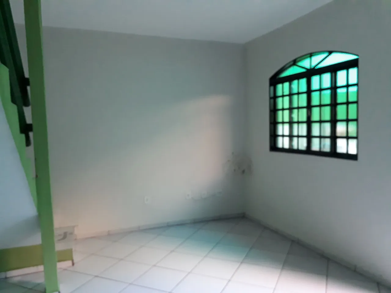 Alugo casa de 2 quartos na Guariroba