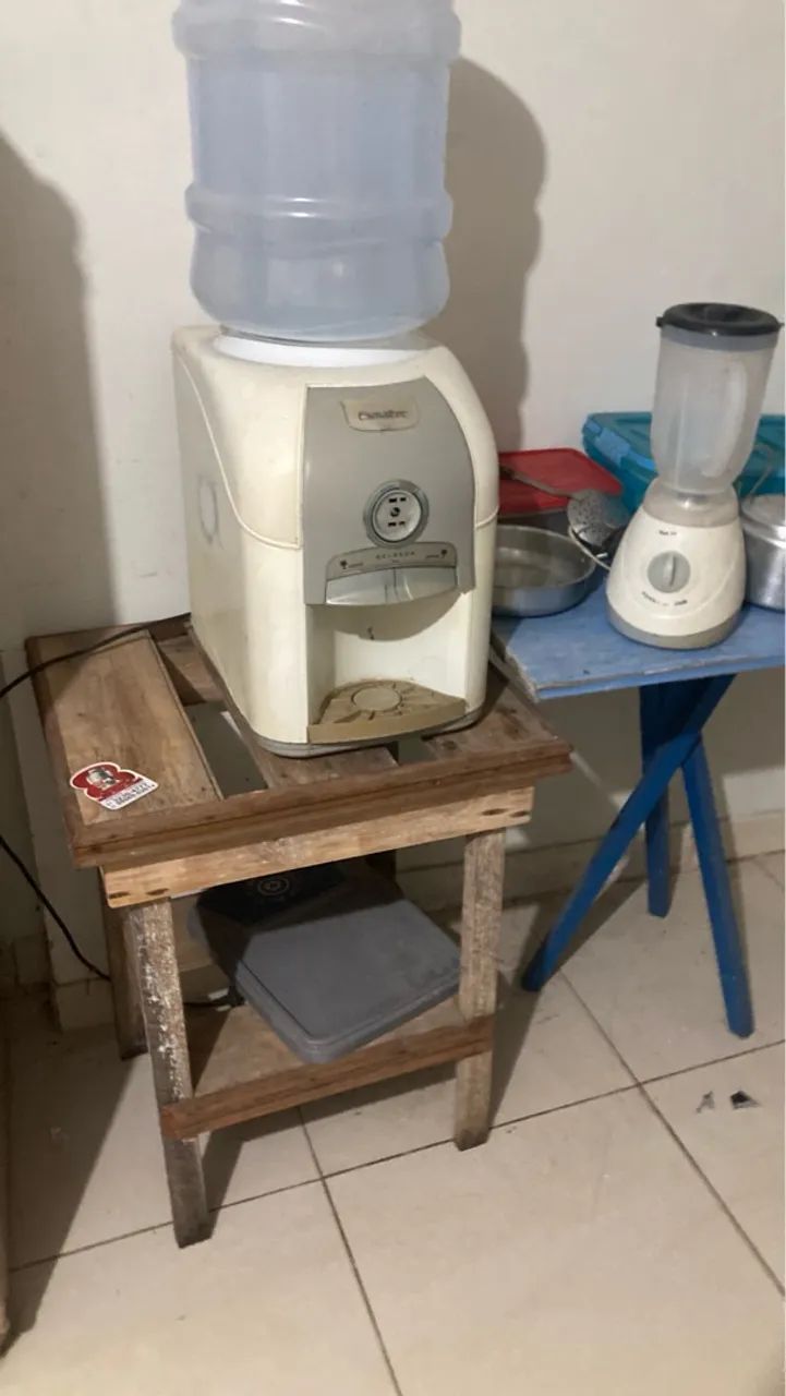 Bebedouro de água gelada - Usado, ótimo estado