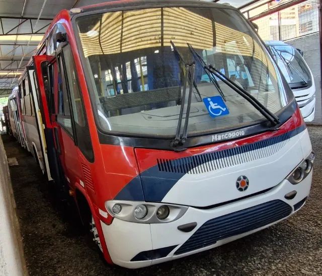 Micro Ônibus, MBenz 915, 2011/12, 22 Reccl. ar teto, R$ consultar * c/Airton