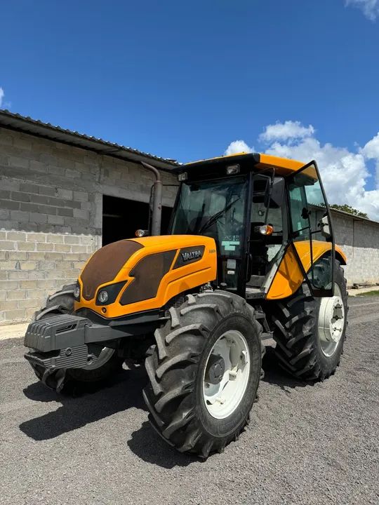 Trator Valtra 990R  - Foto 2