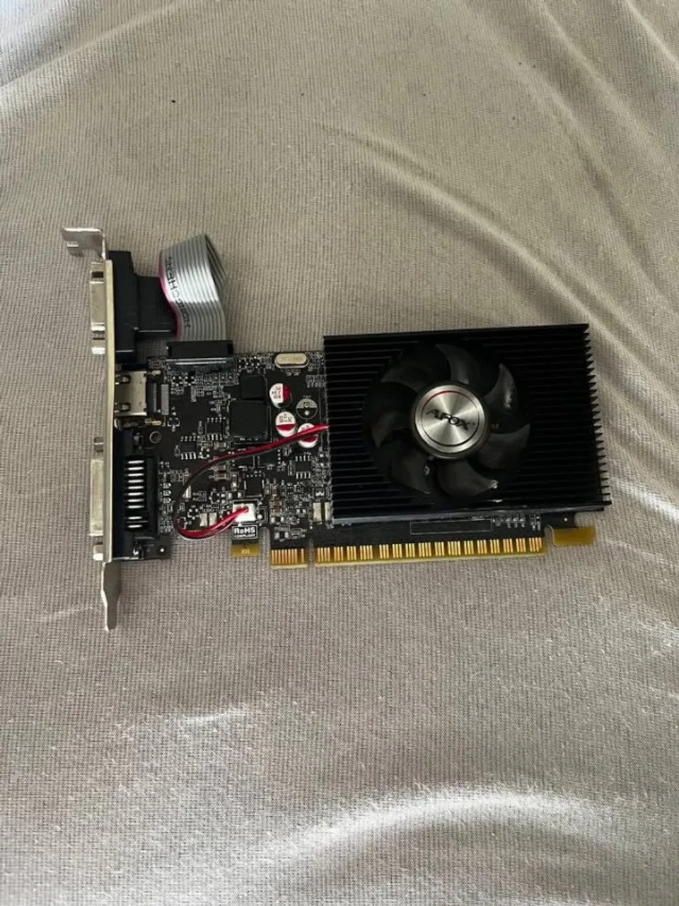Placa de Vídeo Afox NVIDIA GeForce GT730, 4GB DDR3, 128 Bits, HDMI, DVI, VGA - AF730-4096D