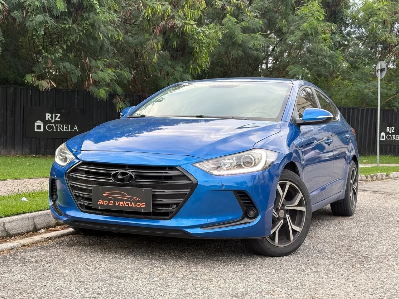 Elantra 2017 - automático 