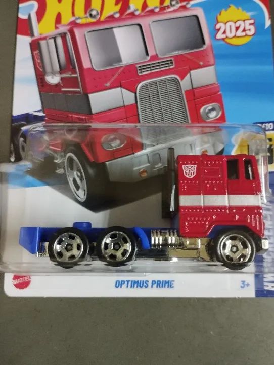Hot wheels Optimus Prime 
