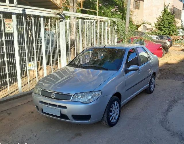 Fiat Siena HLX 1.8 ano 2007 em excelente estado, Troco por carro mais novo.
