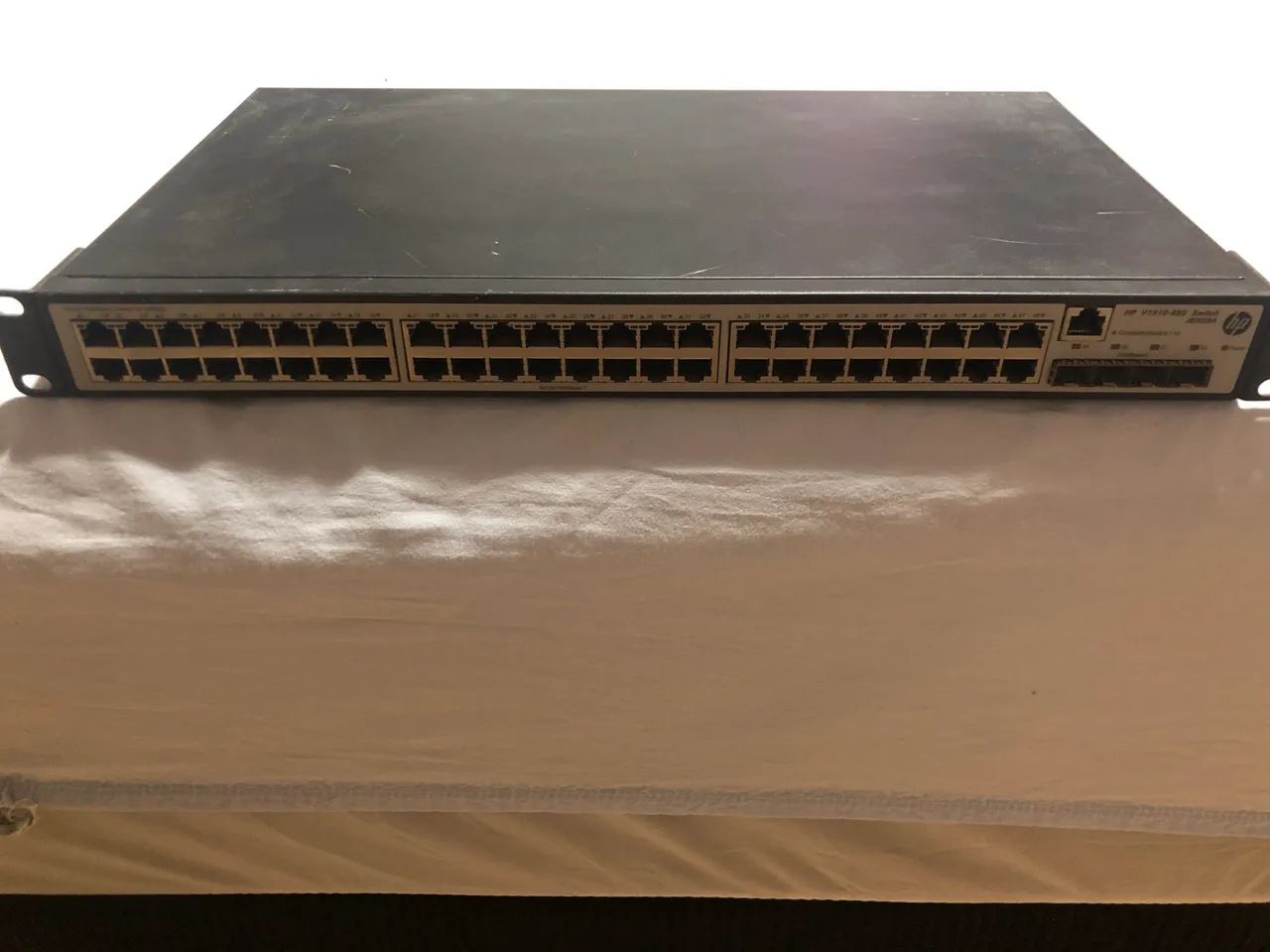 Switch HP JE009A-V1910-48G 48 Portas Gigabit  - Foto 3