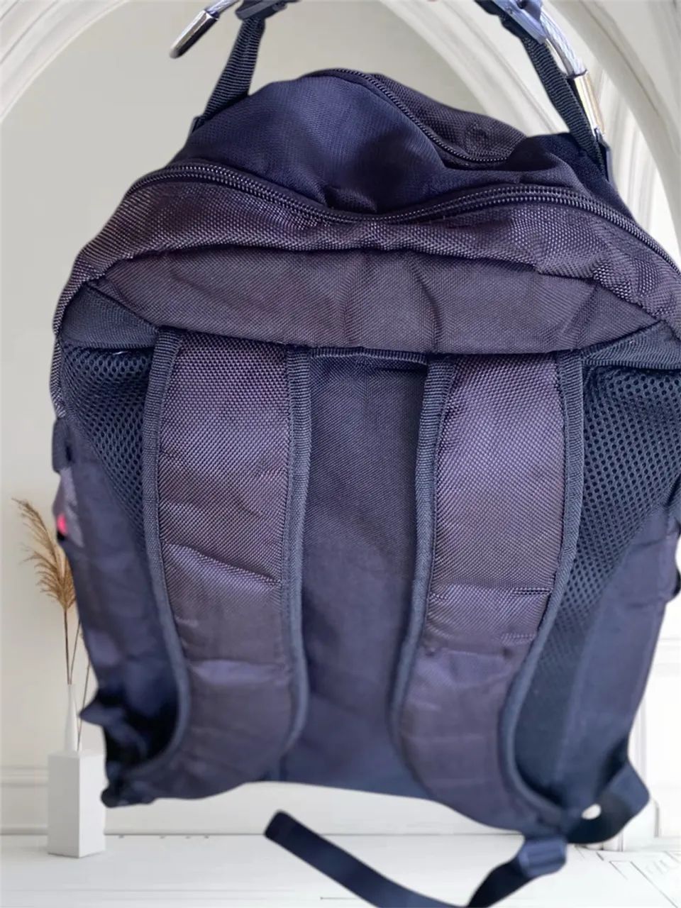 Mochila adventure, bom estado, preta, masculina 