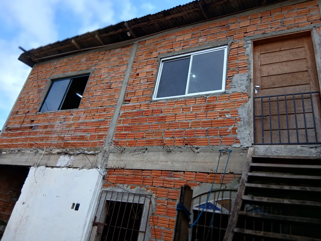 Vende-se esta casa