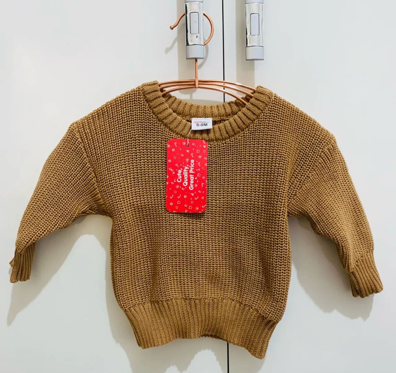 (NOVO! / 06-09 Meses) Blusa sueter pulôver em tricô caramelo infantil unissex - Foto 4