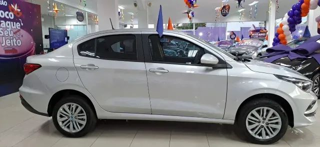 Fiat Cronos Drive 1.0 (Flex) MT - Foto 2