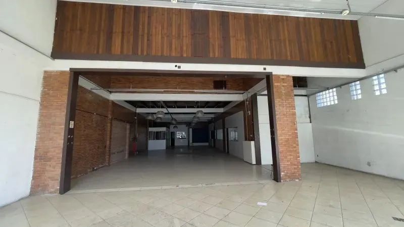 LOJA no bairro Santa Maria Goretti em Porto Alegre