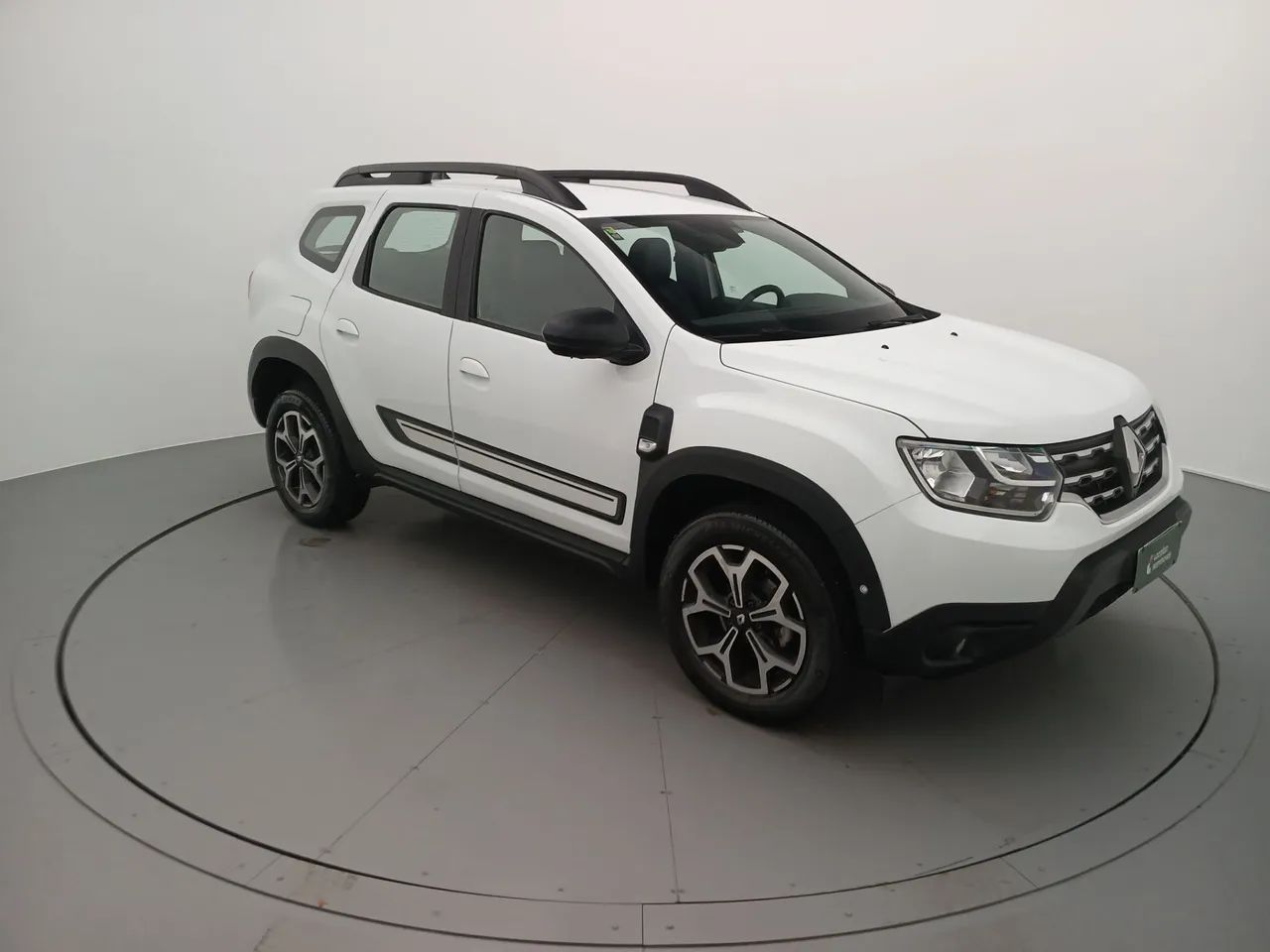 DUSTER ICONIC 1.6 - 2024 - 27.150KM - Foto 2