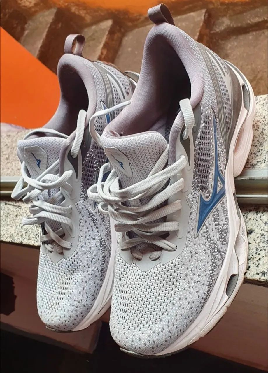 Tênis Mizuno Wave Stratos - Conforto e Estilo! - Foto 3
