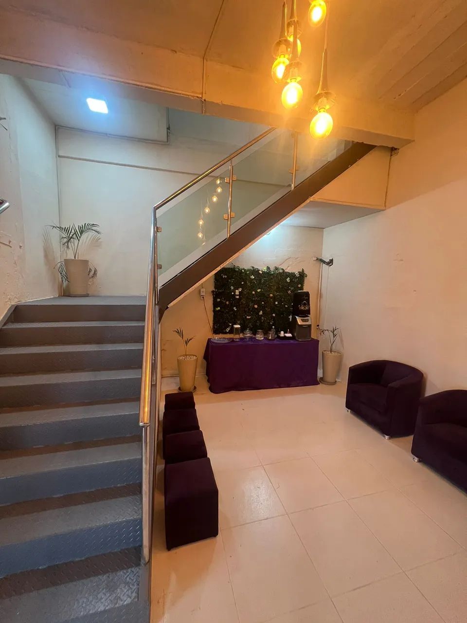 ALUGO ÓTIMO PONTO COMERCIAL COM 400M2 NO SÃO GERALDO 487