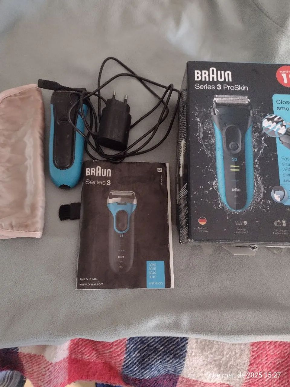 Barbeador elétrico Braun com acessórios R$60,00 retirar no centro Curitiba 