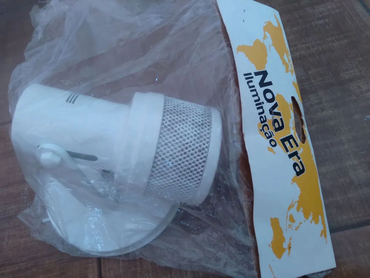 Suporte para lâmpada branca Nova Era