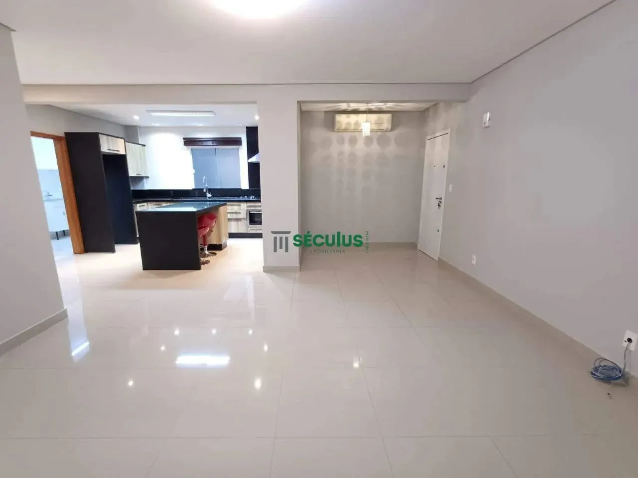 Lindo Apartamento Semi-Mobiliado para Locação Vila Nova